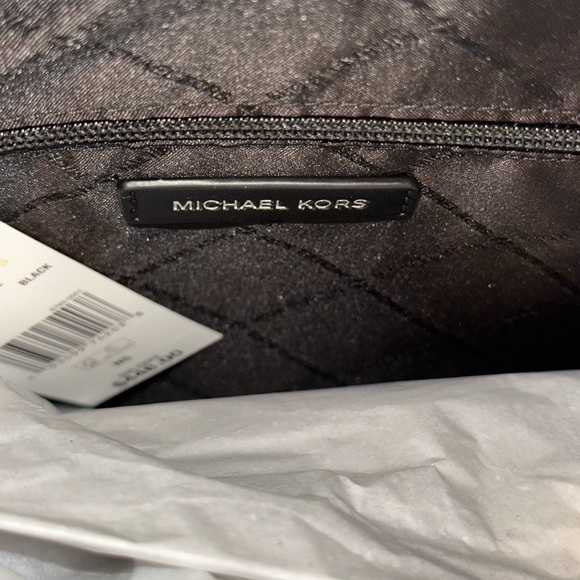 Michael Kors Charlotte Leather and Logo Zip Top Tote still factory wrapped! - Picture 8 of 9
